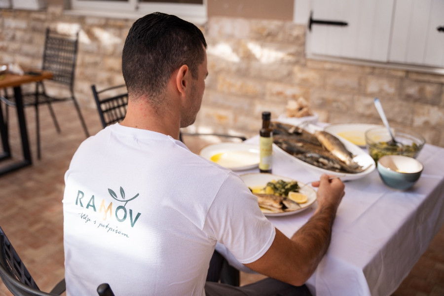 Najbolja jutarnja navika za zdravlje i dugovječnost? Maslinovo ulje natašte